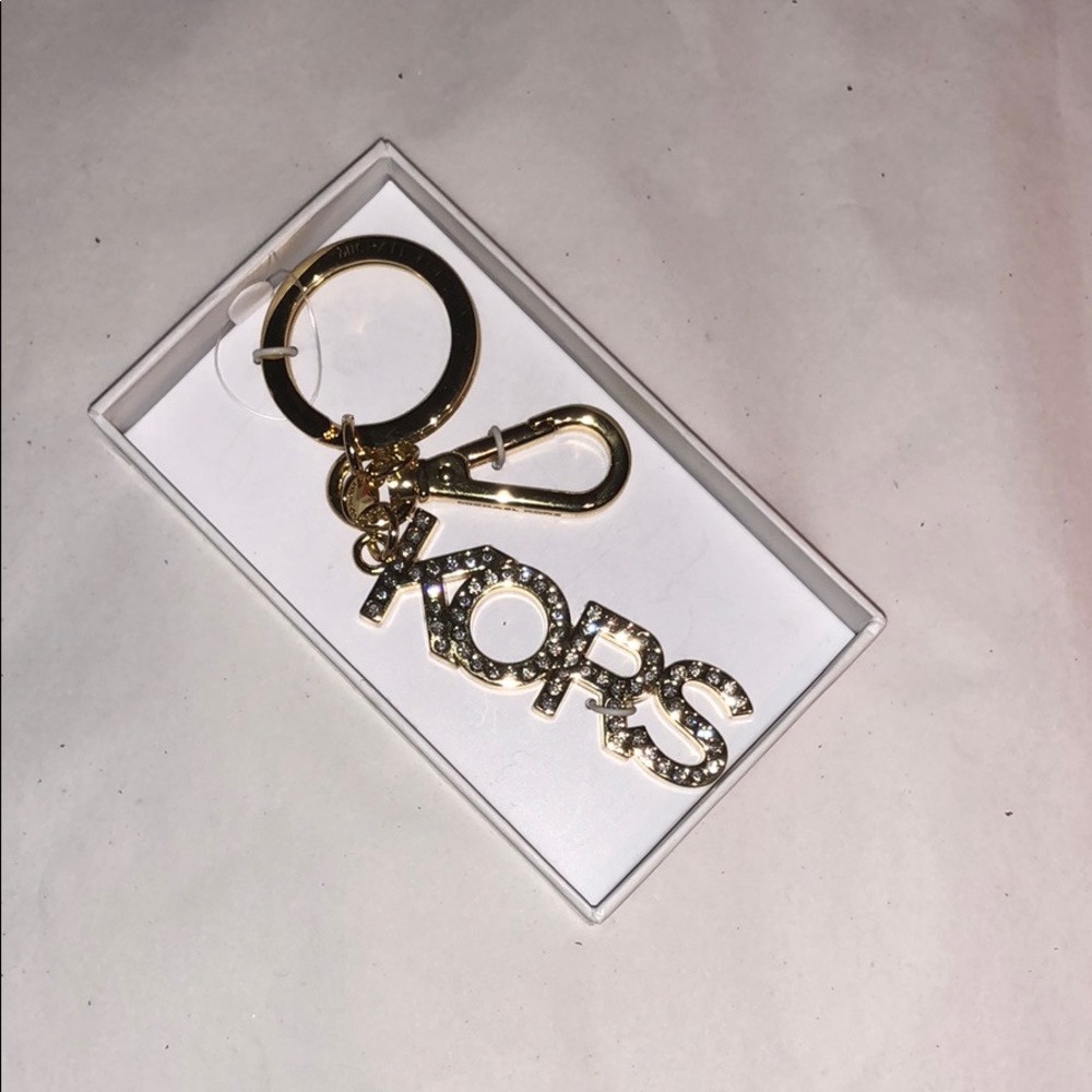 BRAND NEW MICHAEL KORS GOLD KEY CHAIN